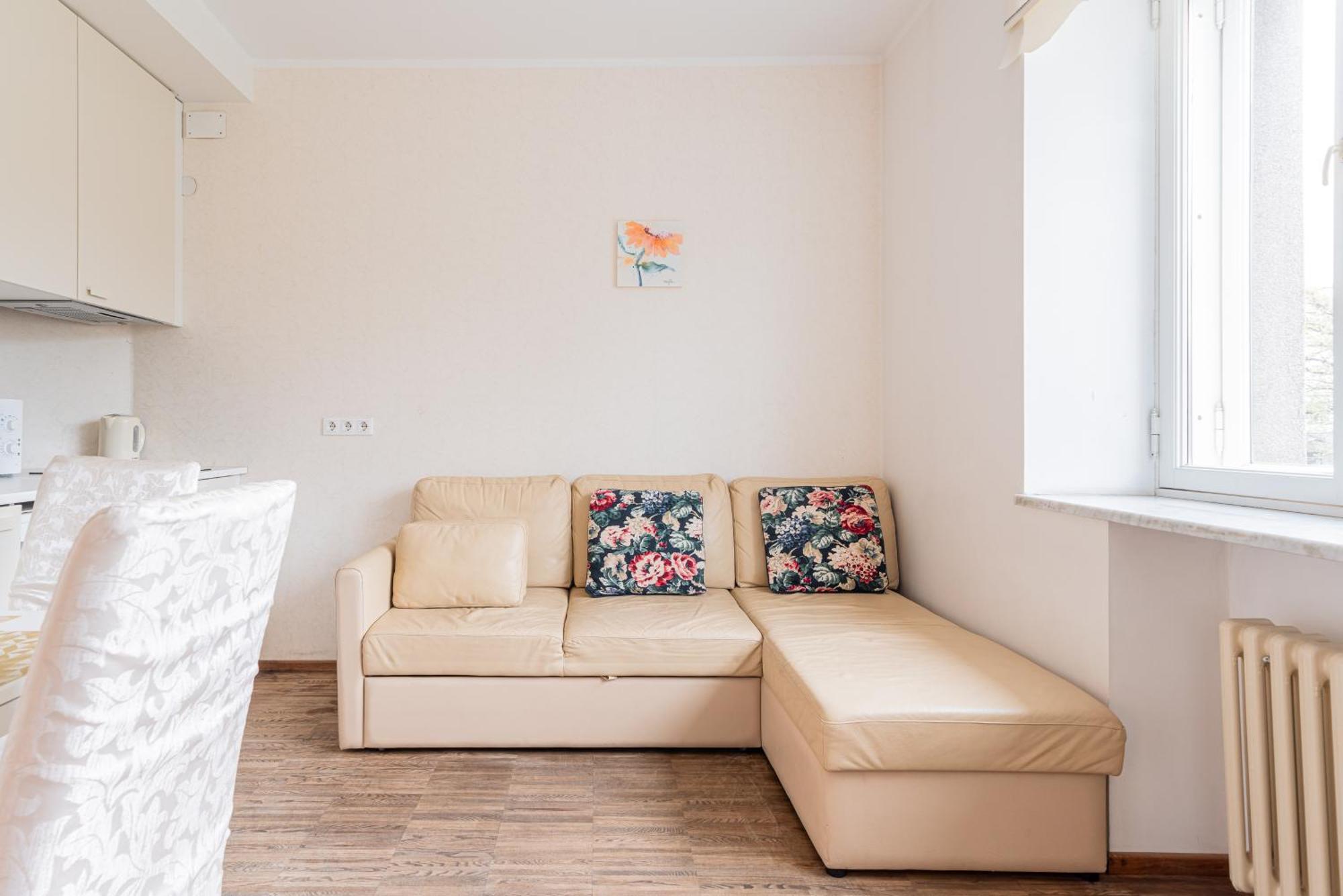 Yoga Residence Apartments Talin Exterior foto