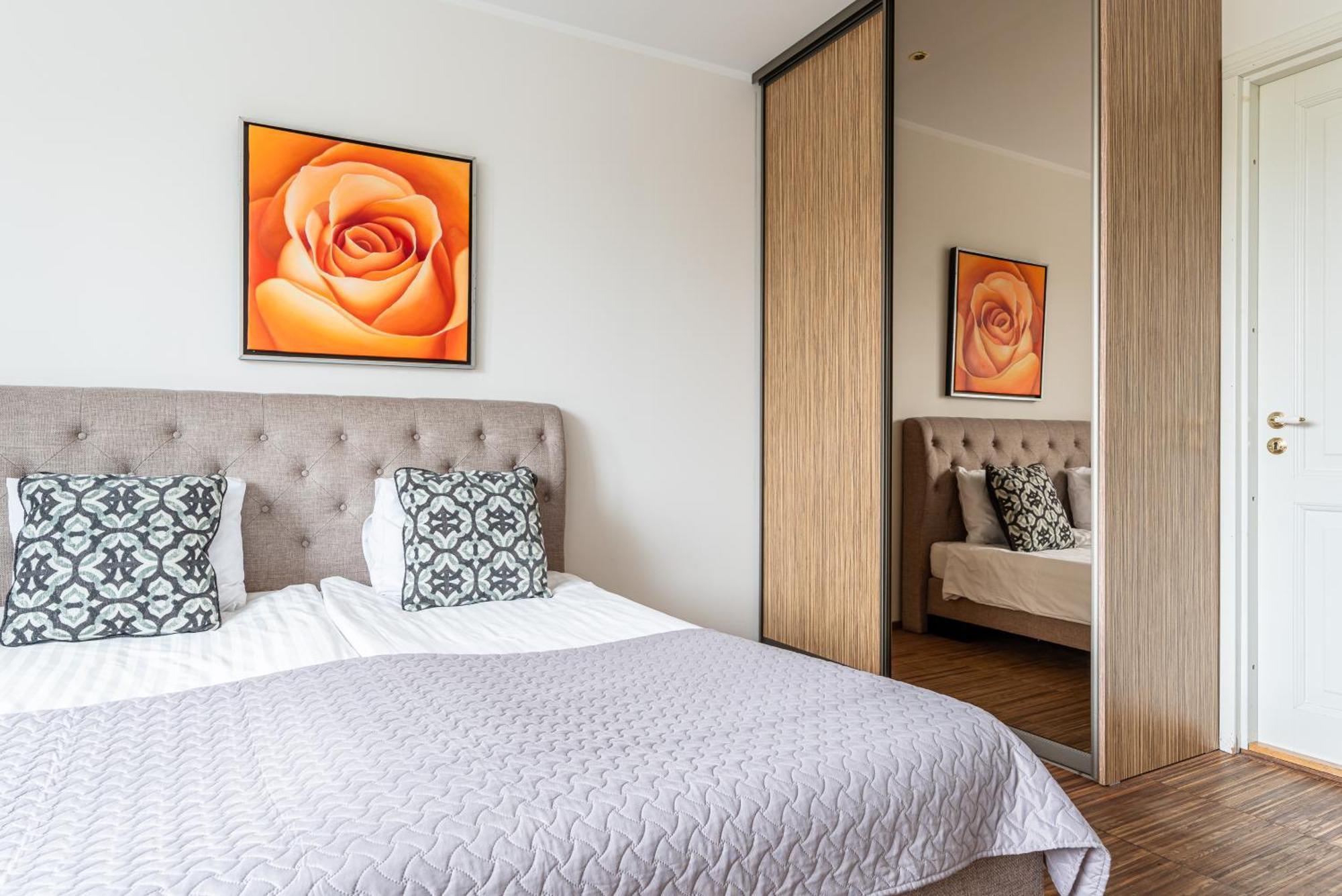 Yoga Residence Apartments Talin Exterior foto